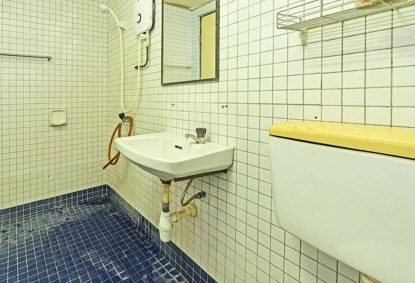 Hotel Oyo 90599 Villa De Rose