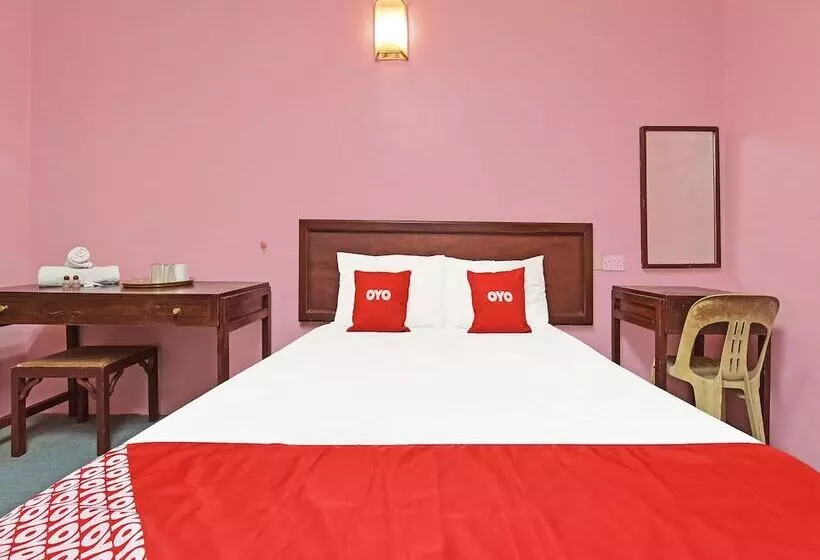 Hotelli Oyo 90599 Villa De Rose