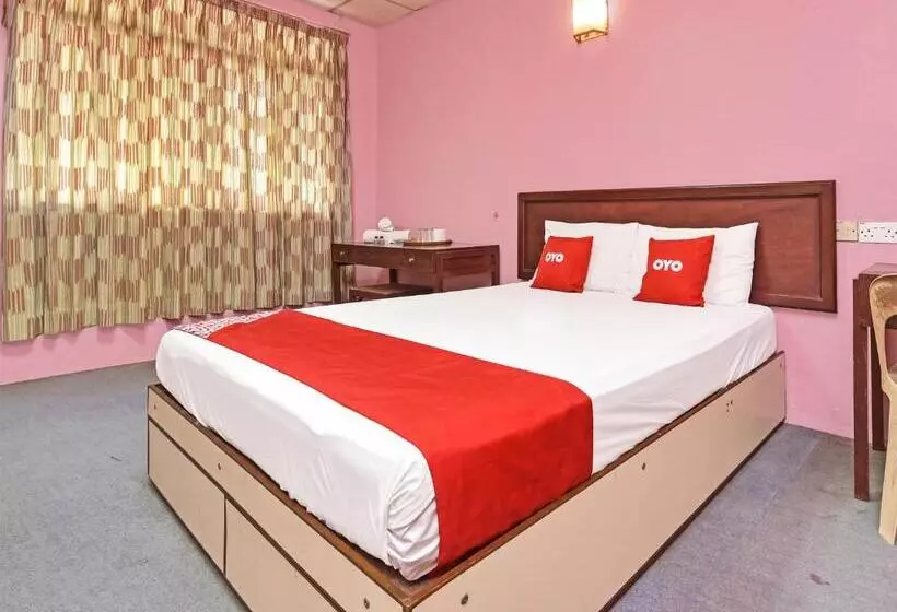 Hotelli Oyo 90599 Villa De Rose