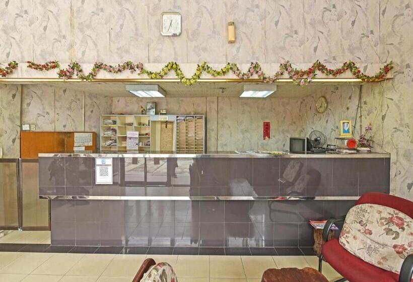 Hotel Oyo 90599 Villa De Rose