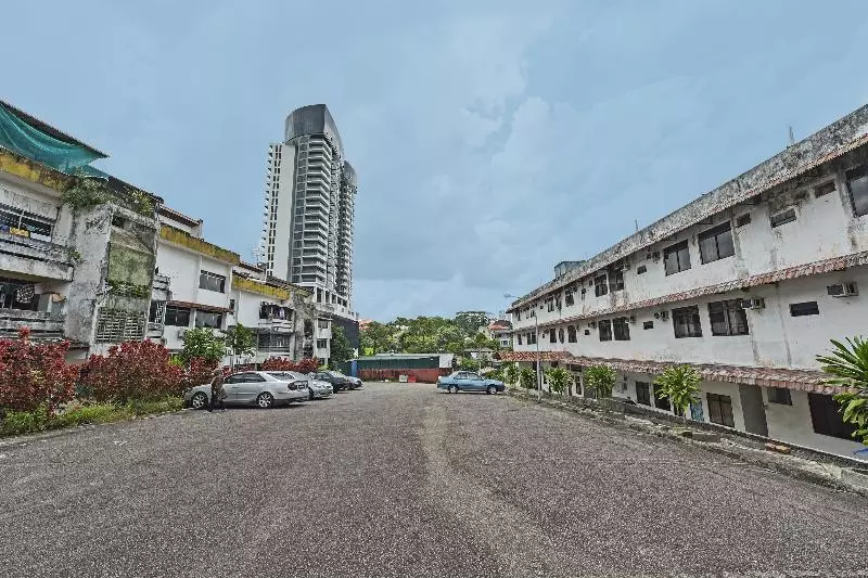 Hotelli Oyo 90599 Villa De Rose