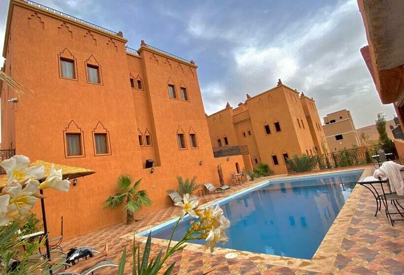 Отель Riad Ouinz