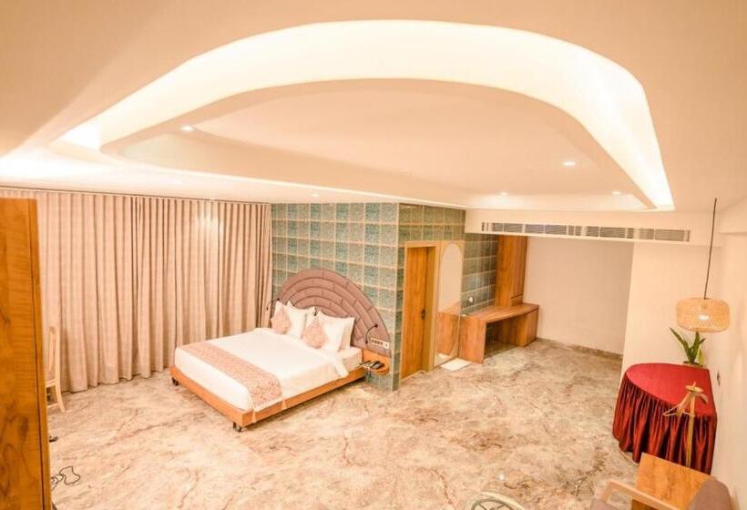 Hotel Mirana , Tinsukia