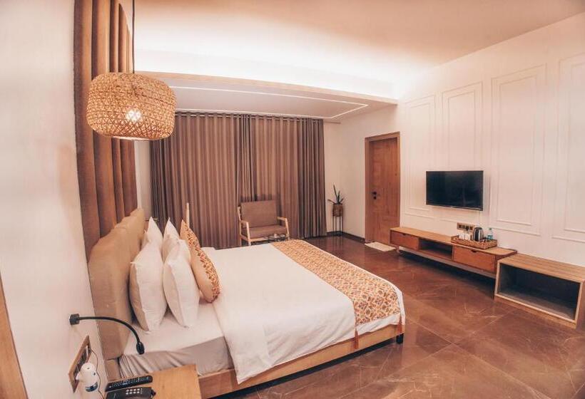 Hotel Mirana , Tinsukia