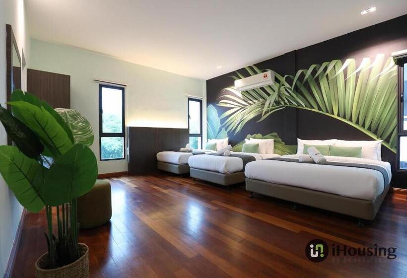 Trevor Hotel By I Housing