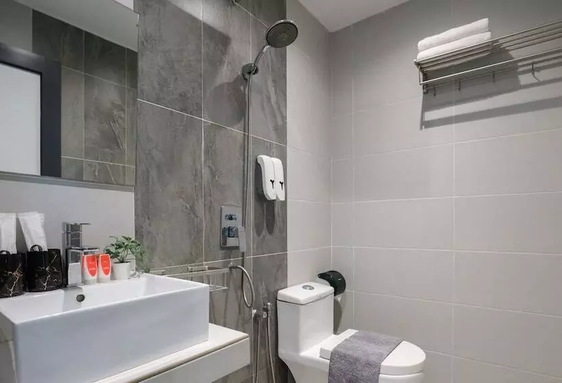 Trevor Hotel By I Housing