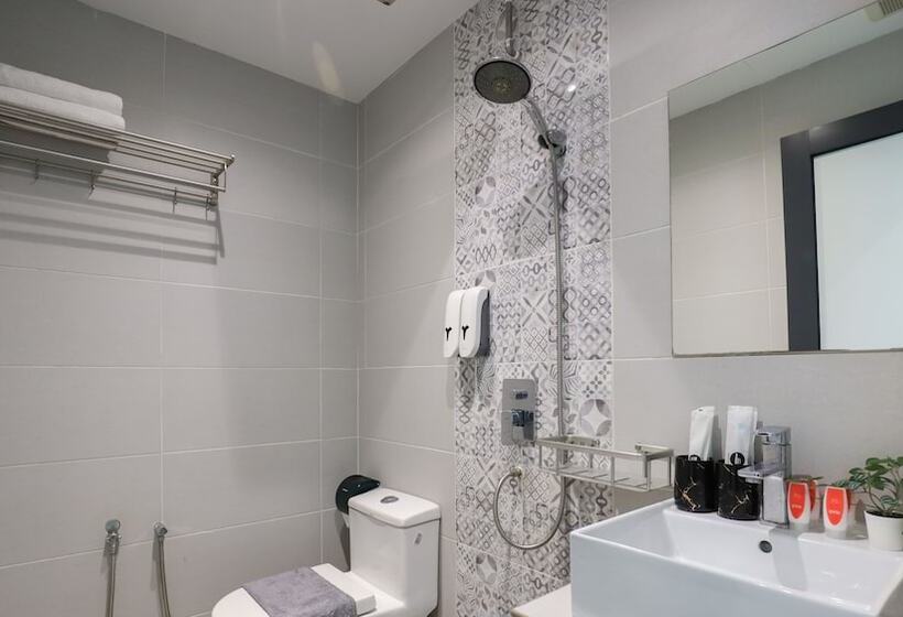 Trevor Hotel By I Housing