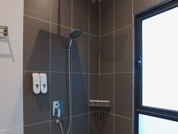 Trevor Hotel By I Housing