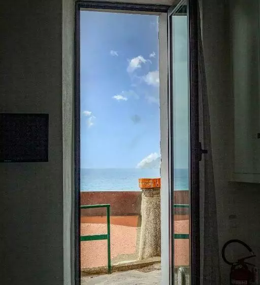 Manaview Pepita, Apartment With Sea View