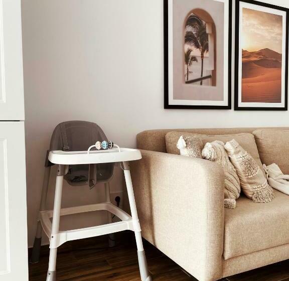 The Palm 1 Apartment Family Friendly, Free Parking, Central, Self Check In