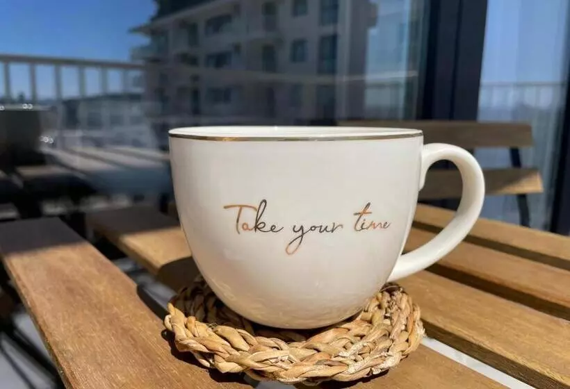 The Palm 1 Apartment   Family Friendly, Free Parking, Central, Self Check In