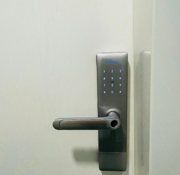 The Palm 1 Apartment Family Friendly, Free Parking, Central, Self Check In