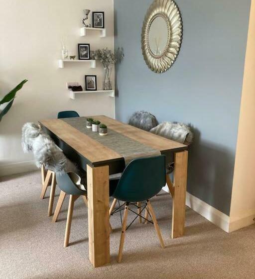 Marni’s Cottage Rural Location & Fell Views