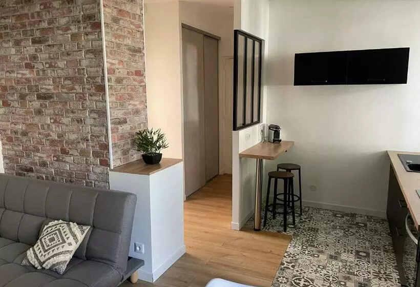 Le P Tit Montjoux   Appart Avec Jardin Proche Gare