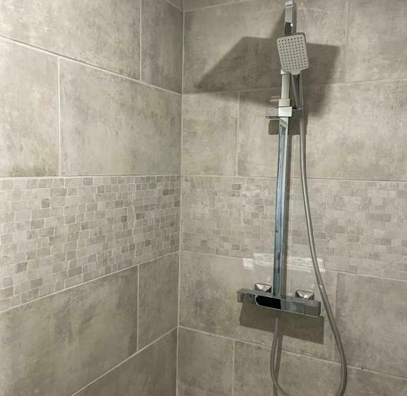 Le P Tit Montjoux   Appart Avec Jardin Proche Gare