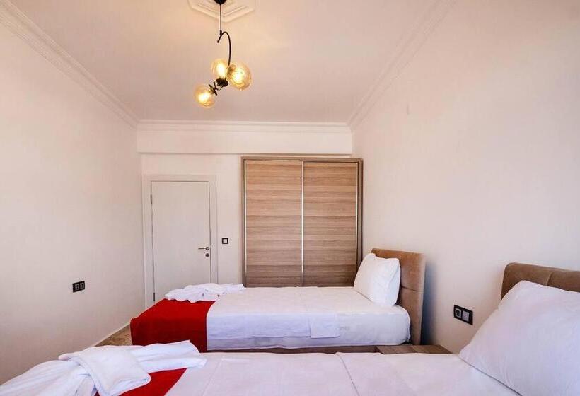 Sessiz Sakin Manzaralı Sauna Ve Jakuzili,müstakil Havuzlu Villa