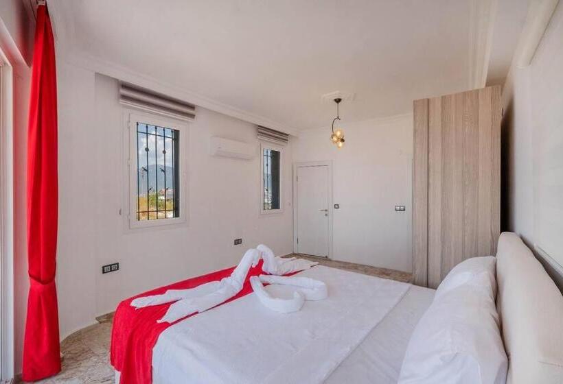 Sessiz Sakin Manzaralı Sauna Ve Jakuzili,müstakil Havuzlu Villa