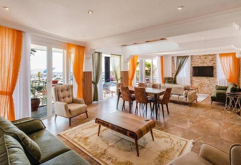 Sessiz Sakin Manzaralı Sauna Ve Jakuzili,müstakil Havuzlu Villa