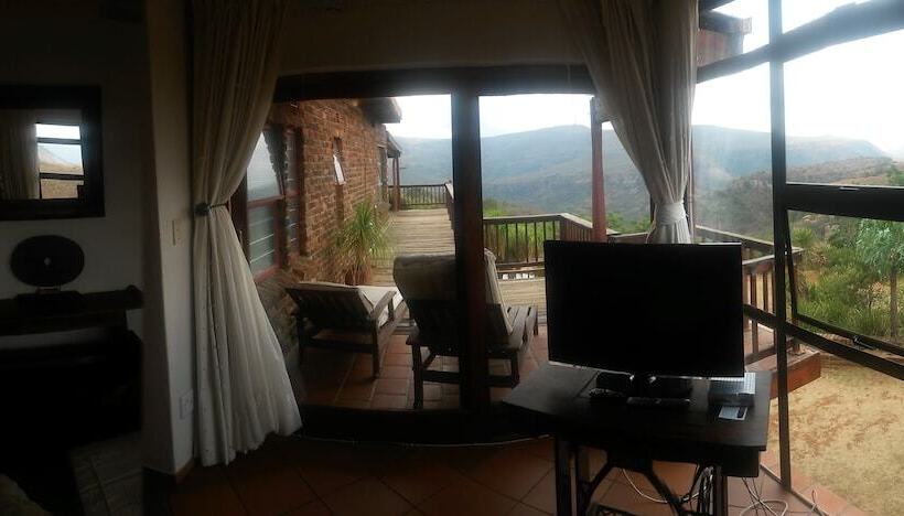 Acra Retreat, Mountain View Lodge