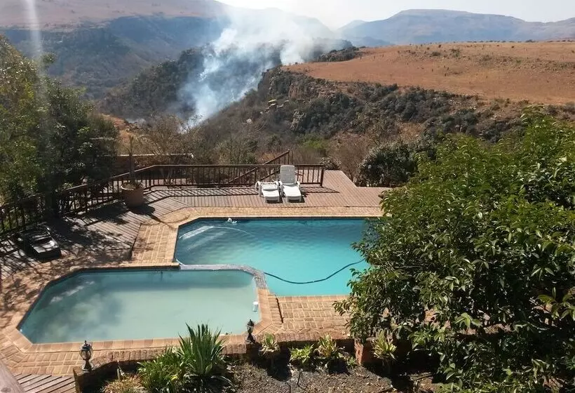 Acra Retreat, Mountain View Lodge