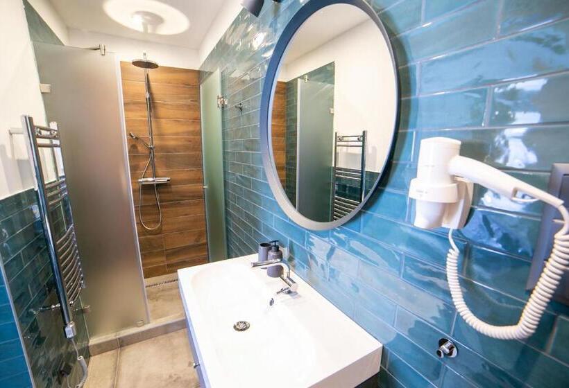 Отель Gabriella