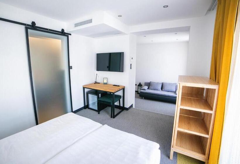 Отель Gabriella