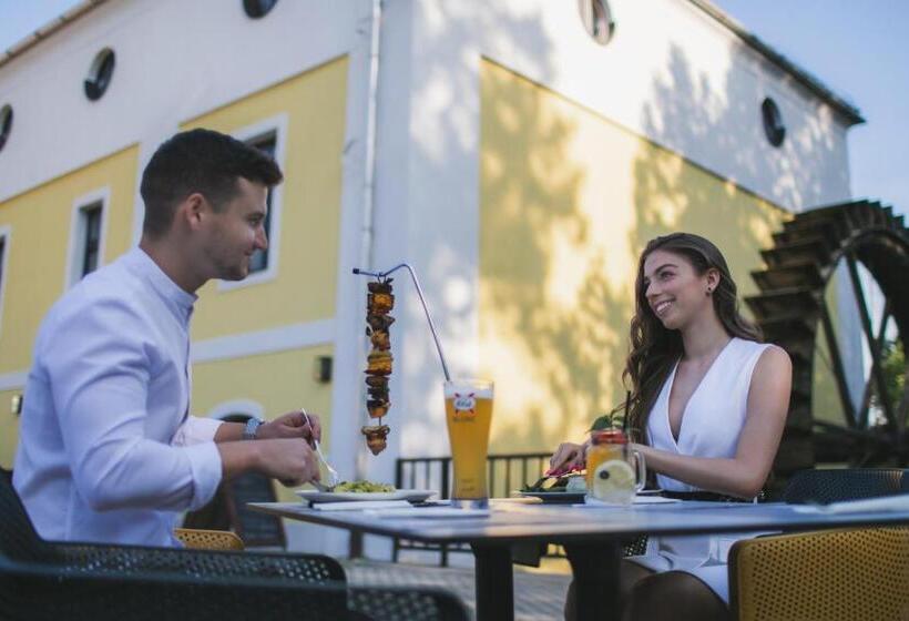 Отель Gabriella