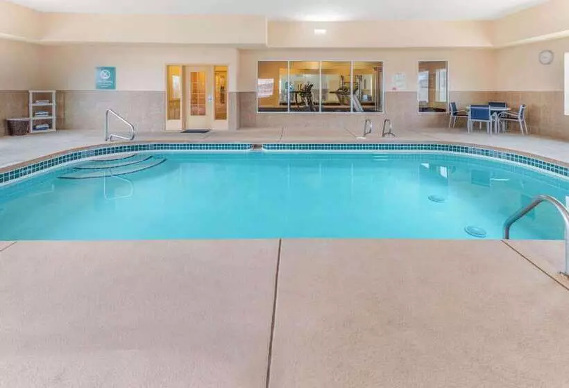 Отель La Quinta By Wyndham Hobbs