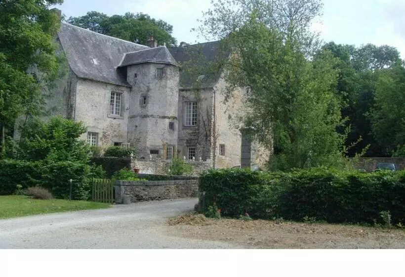 Hotel Manoir De Rouessé