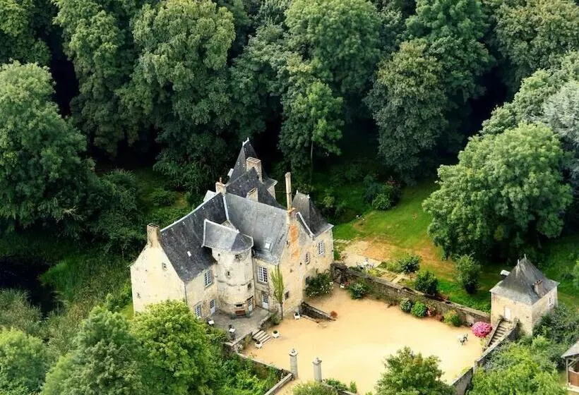 Hotel Manoir De Rouessé