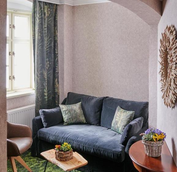 Отель Platan Udvarhaz