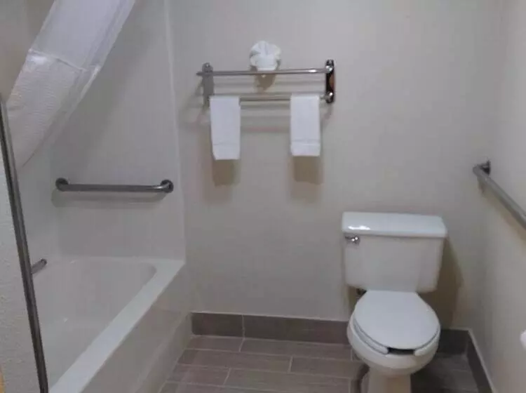 ホテル Quality Inn & Suites