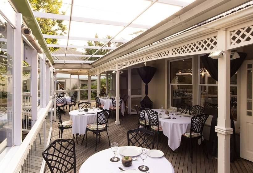 فندق Quarry Lake Inn