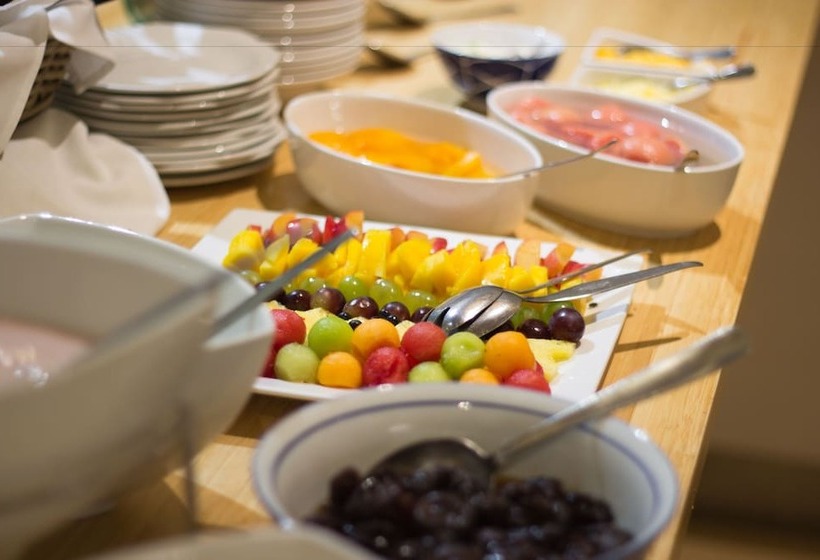 فندق Quarry Lake Inn