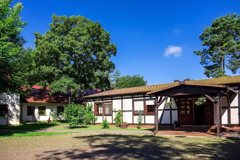 Hotelli & Restaurant Lindengarten