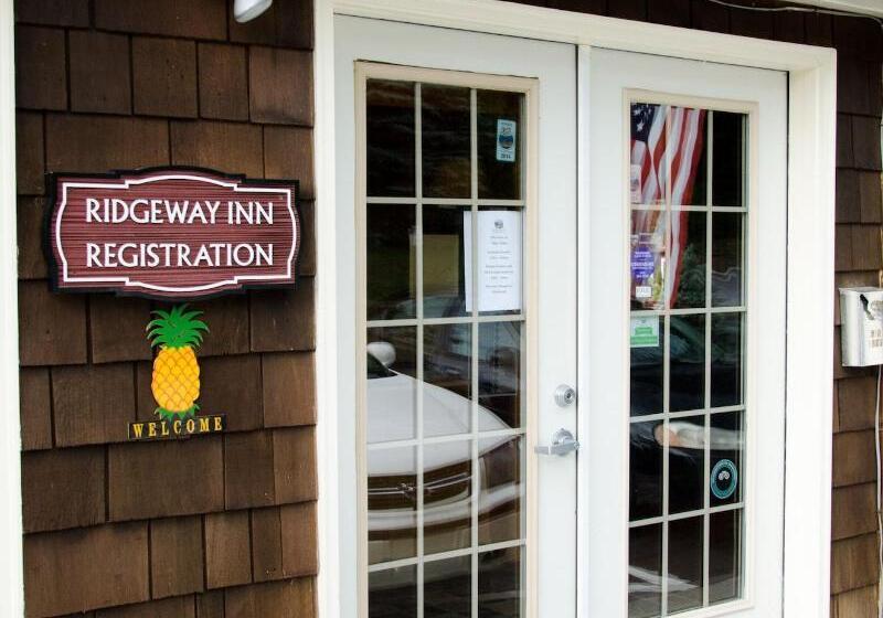 בית מלון כפרי Ridgeway Inn