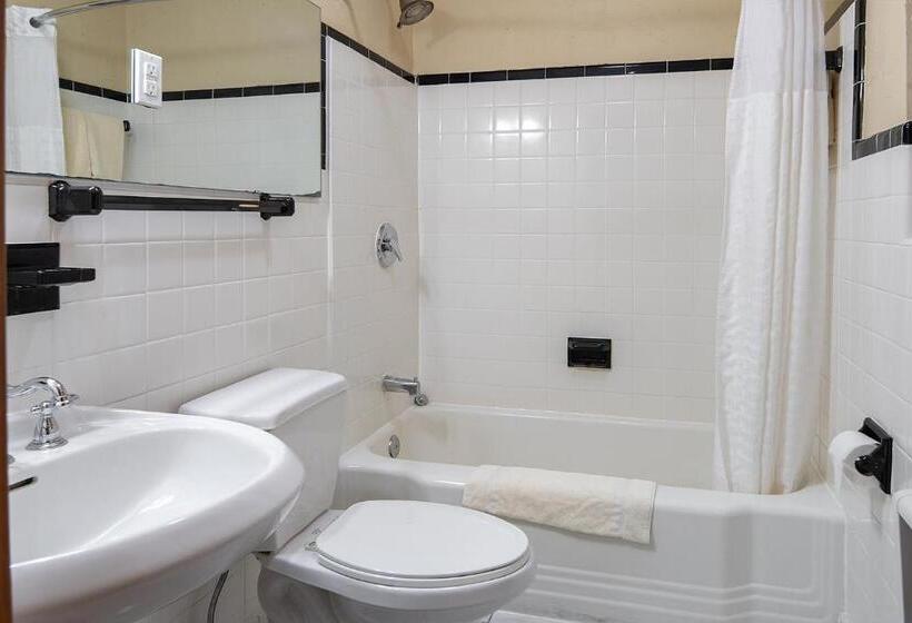 בית מלון כפרי Ridgeway Inn