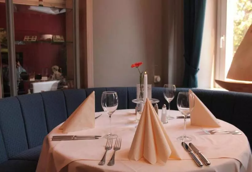 Hotelli Schlösschen Sundische Wiese Zingst