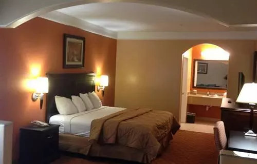 Отель Scottish Inns And Suites Alvin