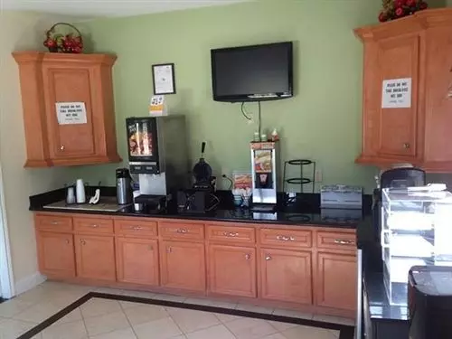 Отель Scottish Inns And Suites Alvin