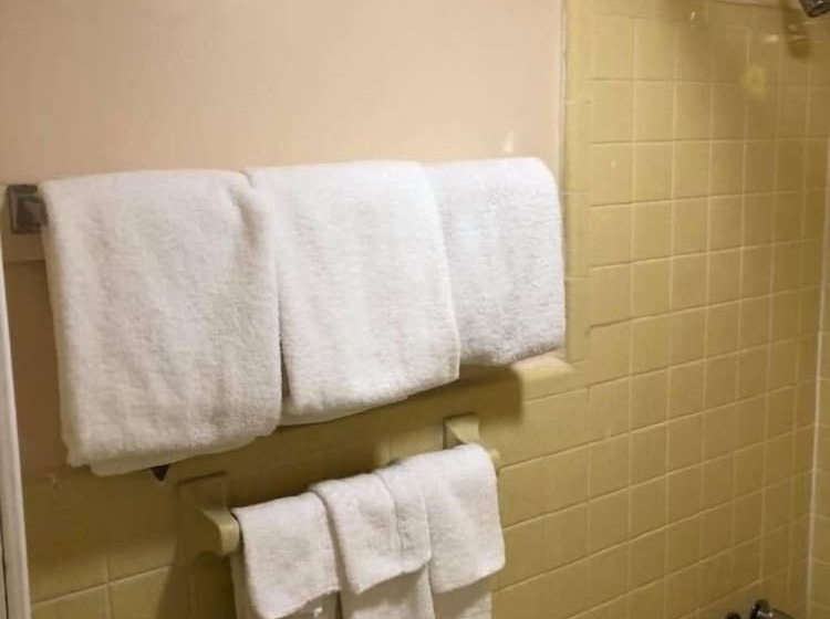 ホテル Scottish Inn And Suites Perry