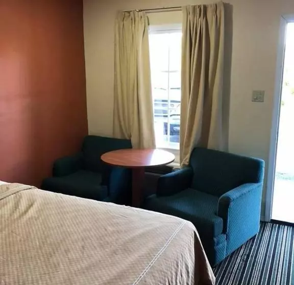 Hotelli Scottish Inn And Suites Perry