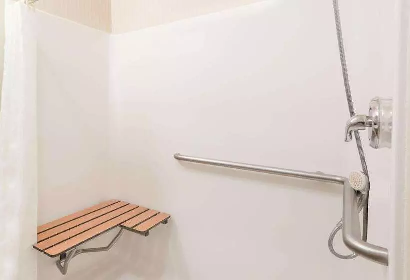 호텔 Super 8 By Wyndham Harrisburg Hershey North