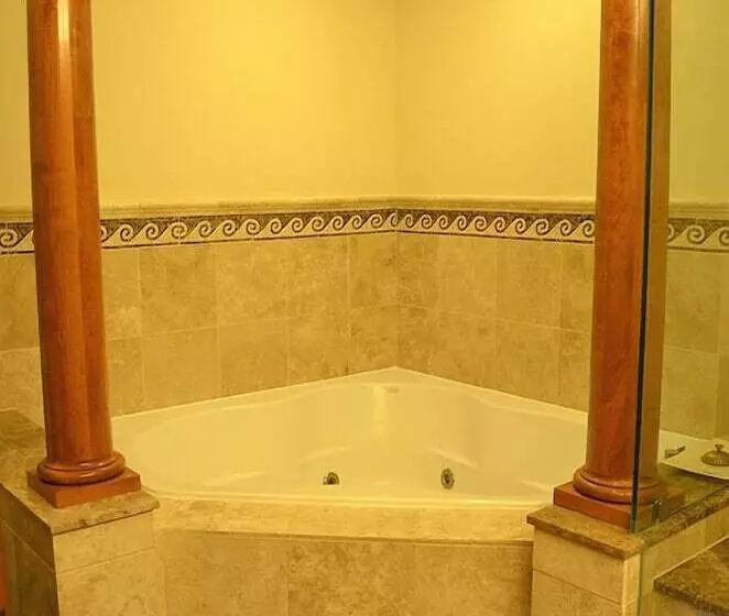 Отель The Flanders