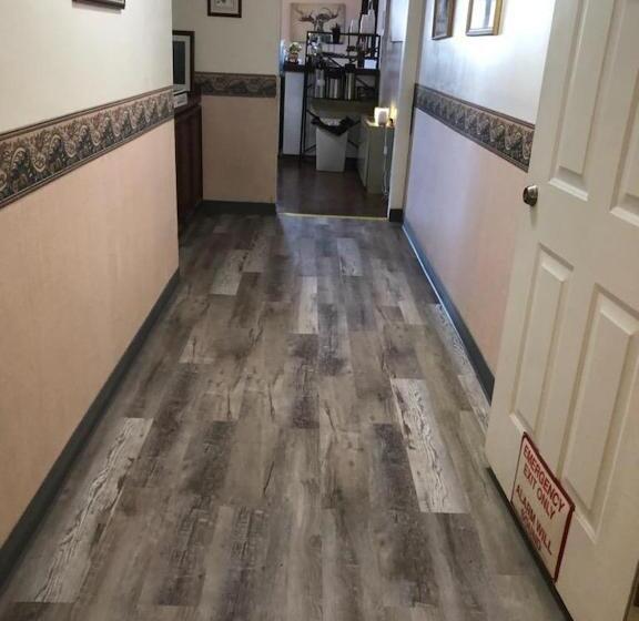 모텔 Jefferson Inn