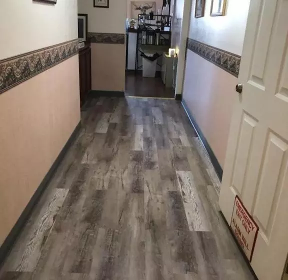 モーテル Jefferson Inn