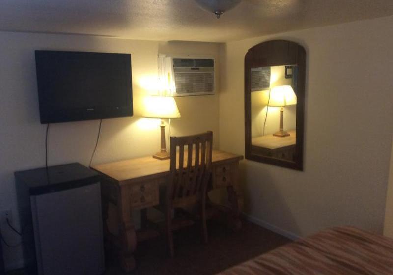 Мотель Knights Inn George West