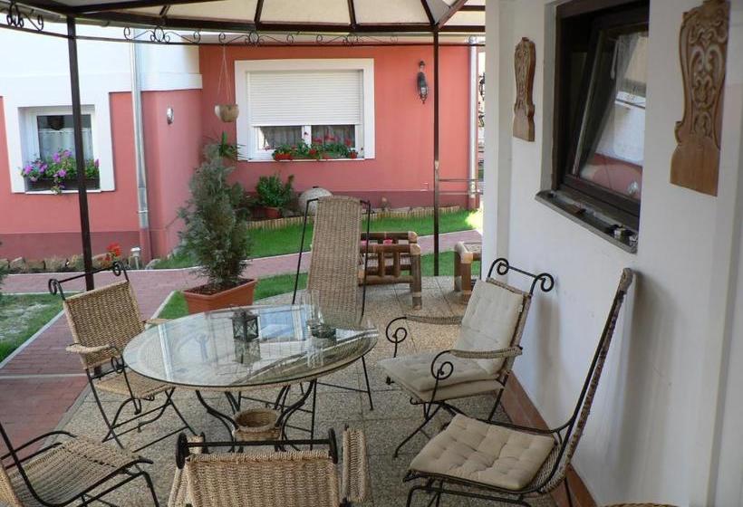 بنسيون Guest House Móritz