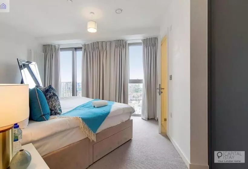 Luxury Three Bed Apartment By London Excel