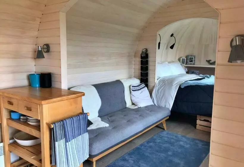 Finest Retreats   The Pasty Cabin